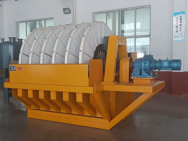 Vakuumski disk filter